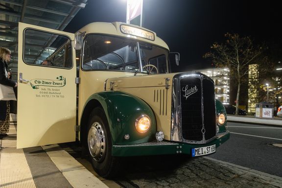 Bild vom Oldtimer-Bus