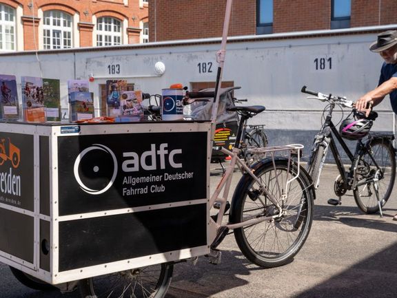 Fahrrad-Codierung am Stand des ADFC Dresden